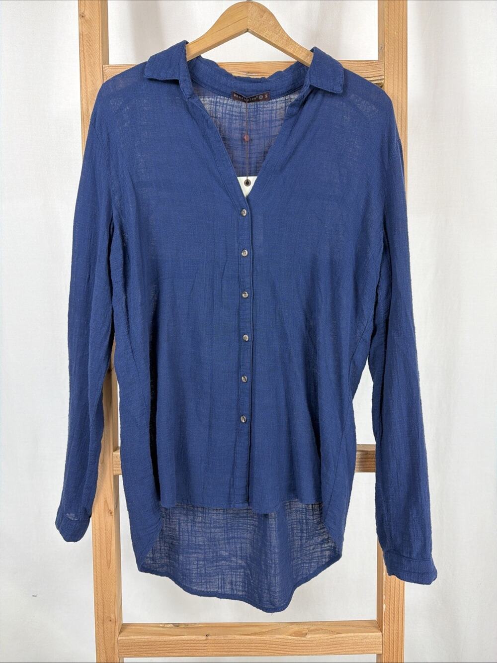 NWT XCVI Wearables Navy High Low Hem Button Up Top #1169 Size SMALL